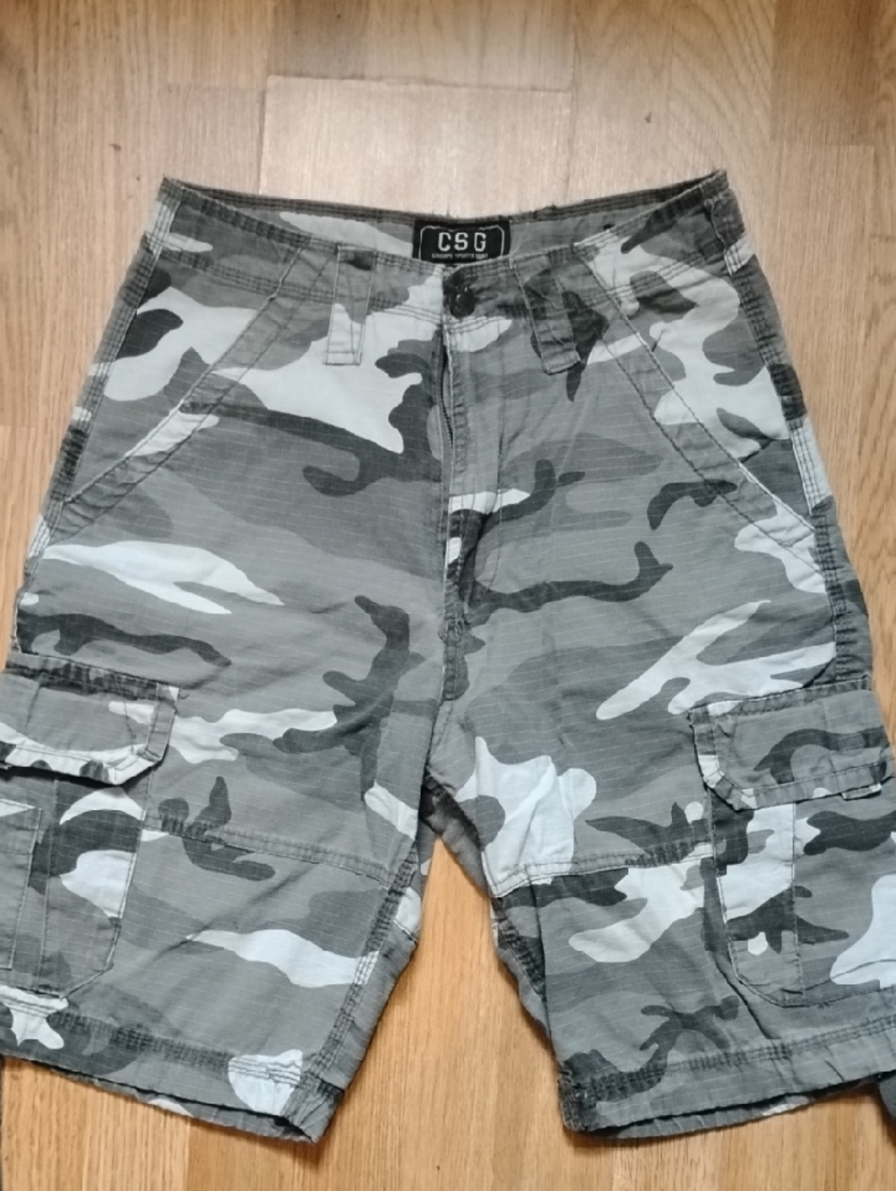 Champs Camo Cargo Shorts - Gray & White